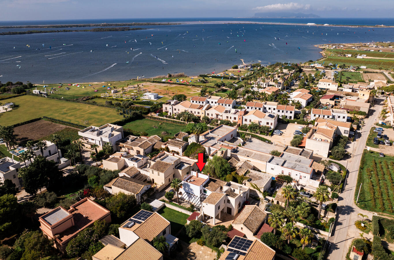 Spot birdview kitesurfing Flat shallow waters of Lo Stagnone ideal for kitesurfing